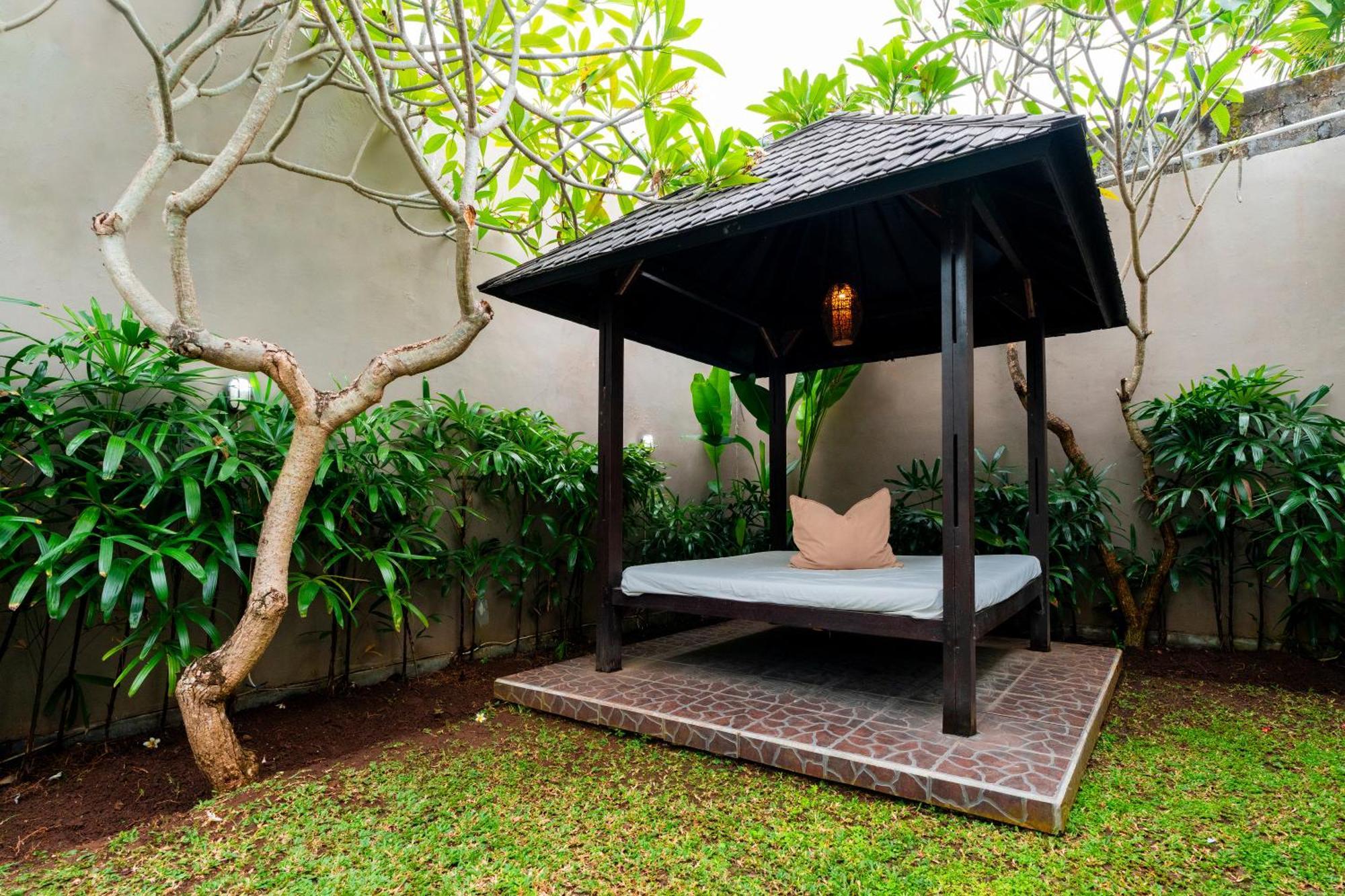 Amor Bali Villas & Spa Resort Seminyak Buitenkant foto